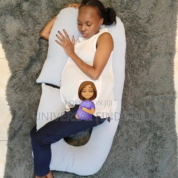 Full Body C Shaped Pregnancy Pillow - main view