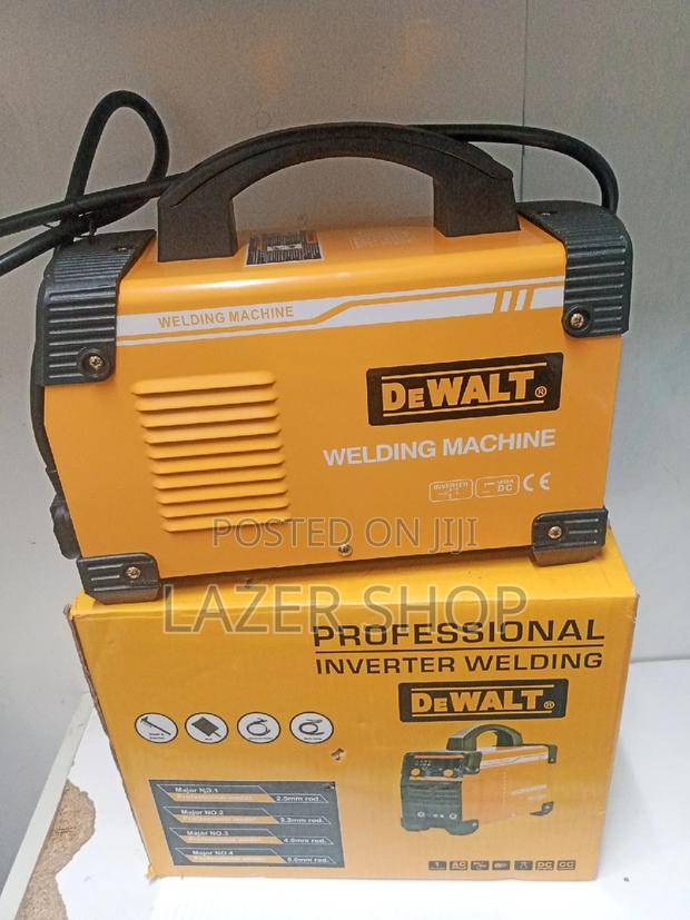 400A Dewalt Welding Machine - main view