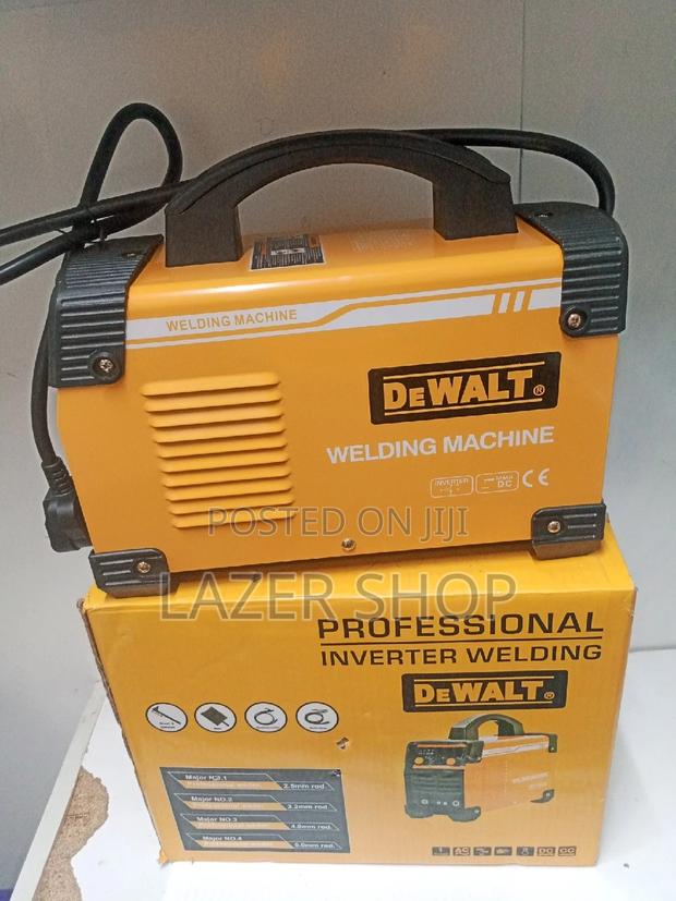 400A Dewalt Welding Machine - thumbnail 2