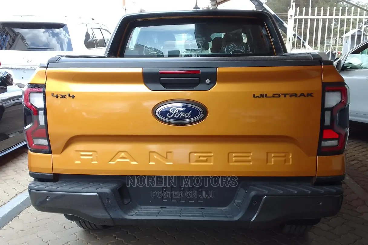 New Ford Ranger 2023 Orange