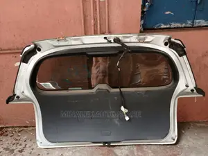 Boot Toyota Ist New Model