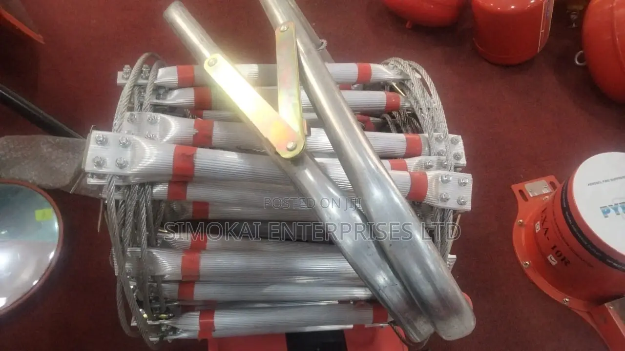 Fire Escape Steel Ladder With Hook 15M = 49 Feet