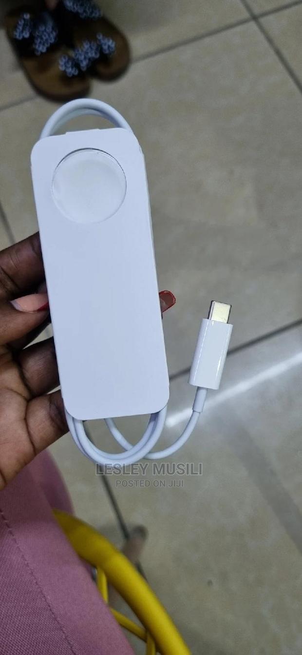 Apple Watch Magnetic Charger to USB-C Cable (1 M)Unpacked)