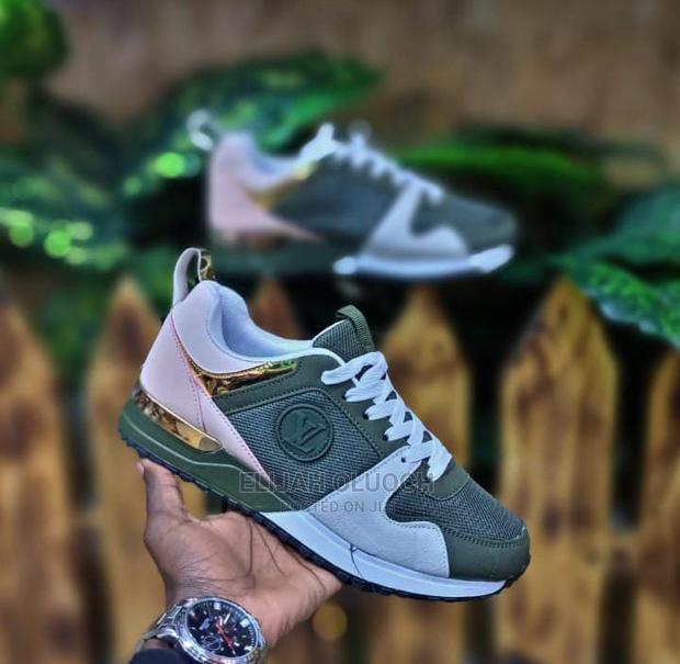 Louis Vuitton Sneakers - thumbnail 2
