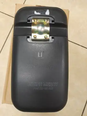 Side Mirror UD MK 2010