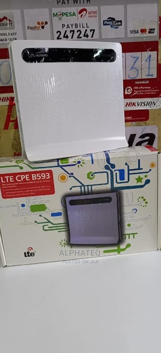 Huawei B593 LTE Huawei B593 LTE Wi-Fi Wireless Router - main view