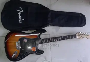 Rhythm Guitar Fender With Guitar Bag Fender