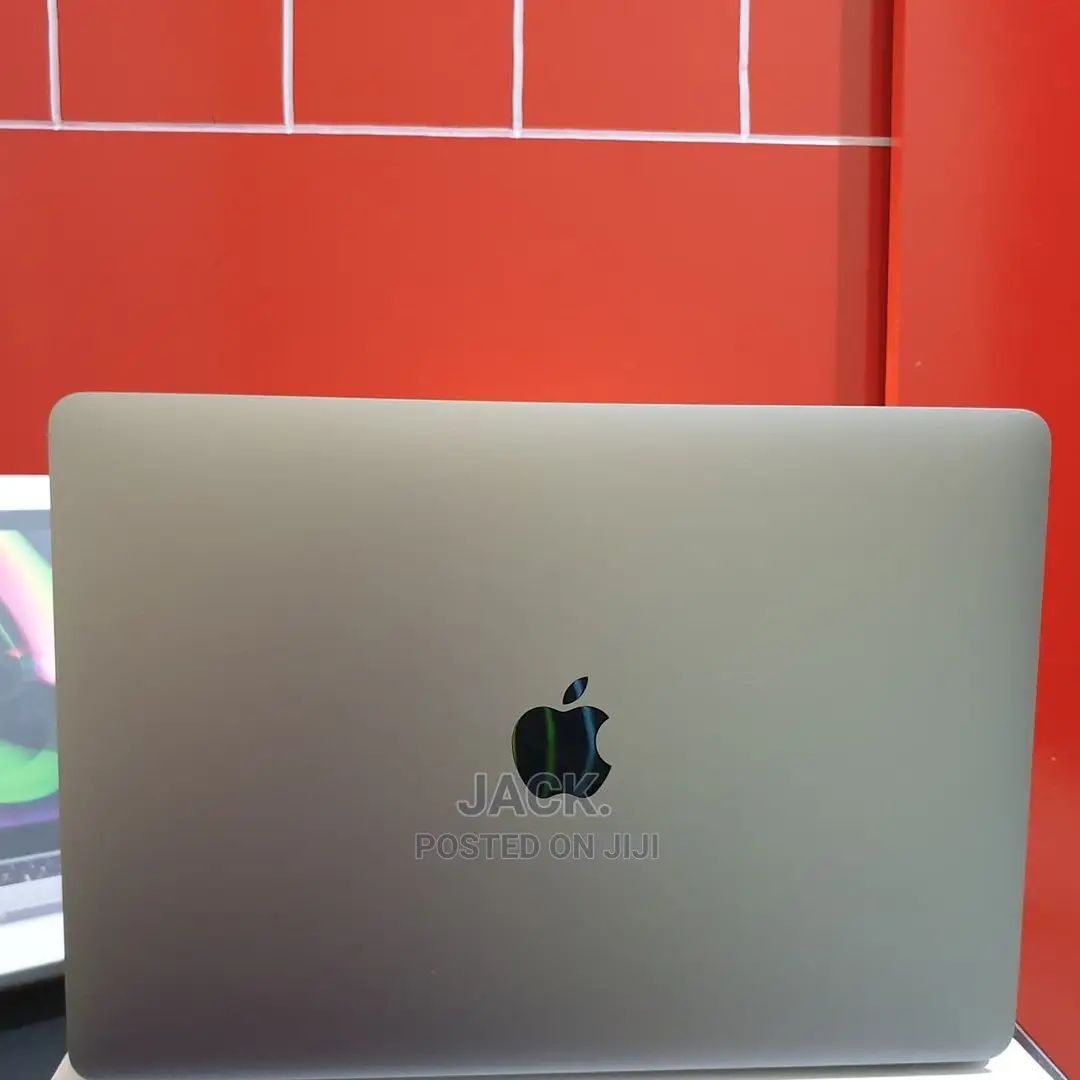 Laptop Apple MacBook Pro M1 8GB Apple M1 SSD 256GB