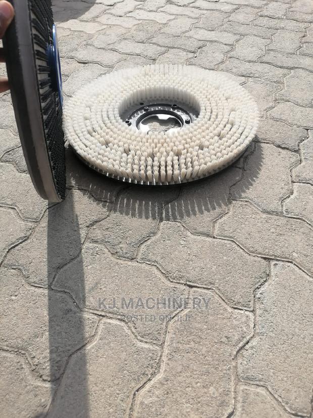 Floor Scrubber Brushes-Extra Large-Quality - thumbnail 4