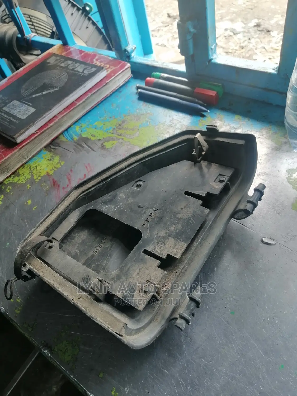 Toyota Hiace Aircleaner Cover