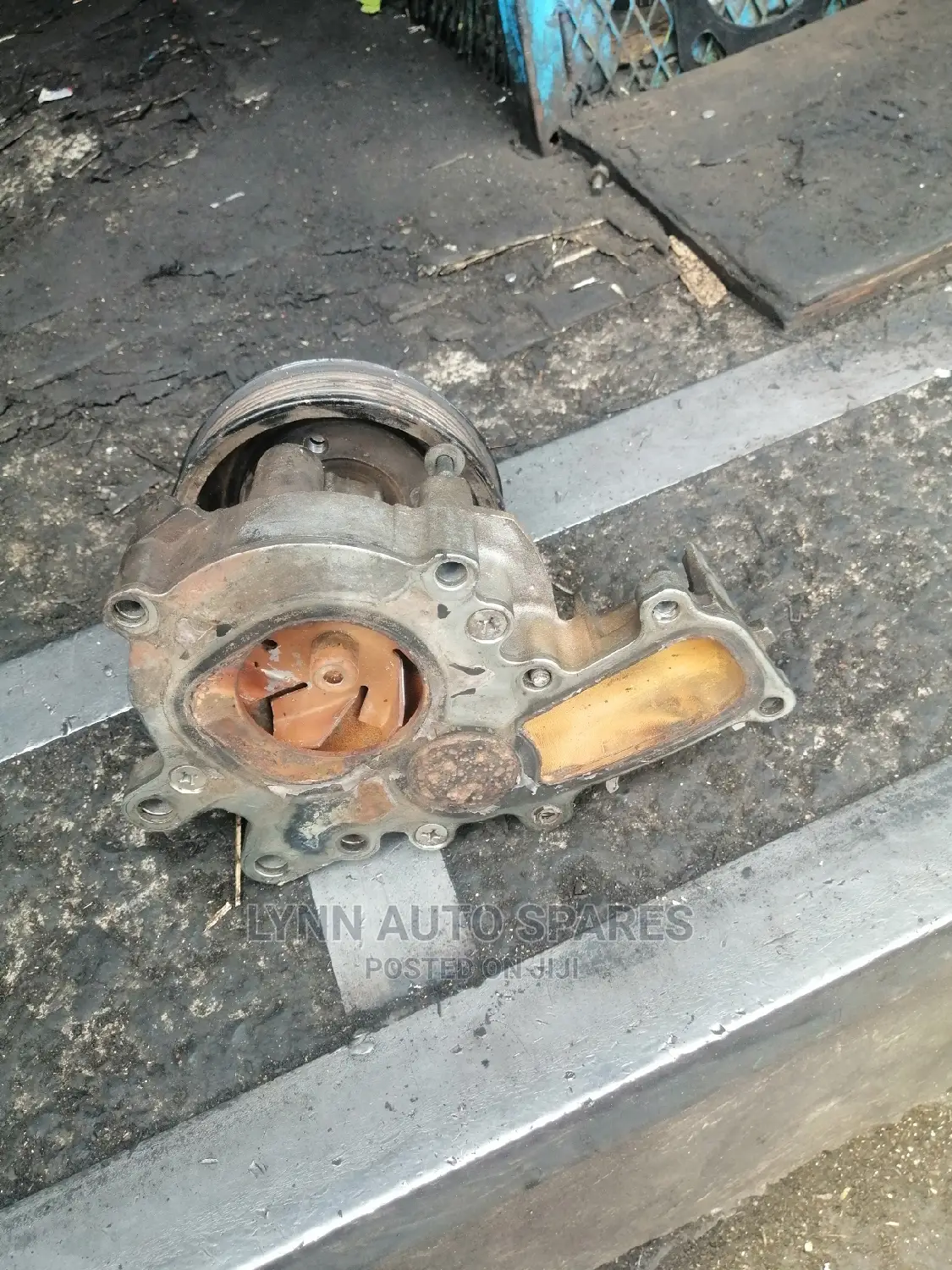 Toyota Hiace 1KD Water Pump