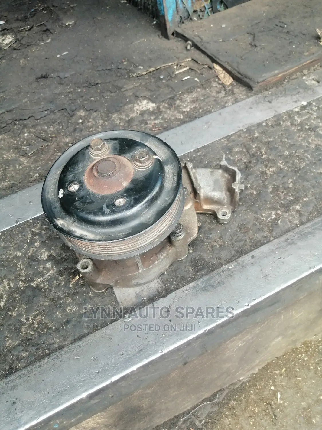 Toyota Hiace 1KD Water Pump