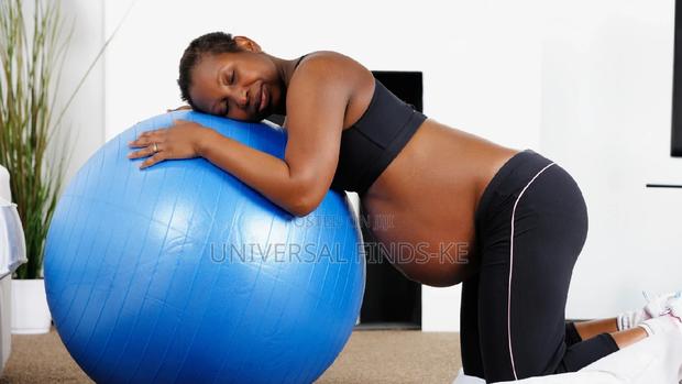 Birthing Ball/ Pregnancy Yoga Ball *Free Pump