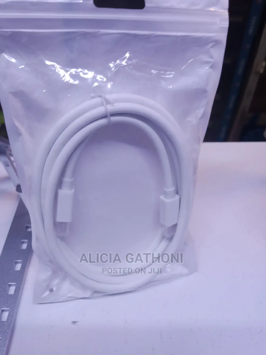 Thunderbolt Port to Thunderbolt 1.5cable