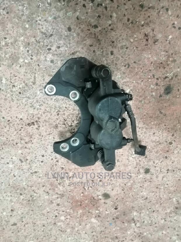 Toyota Dyna Rear Caliper - thumbnail 2