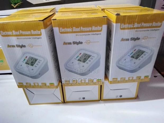 Blood Pressure Monitor/Blood Pressure Monitor - thumbnail 2