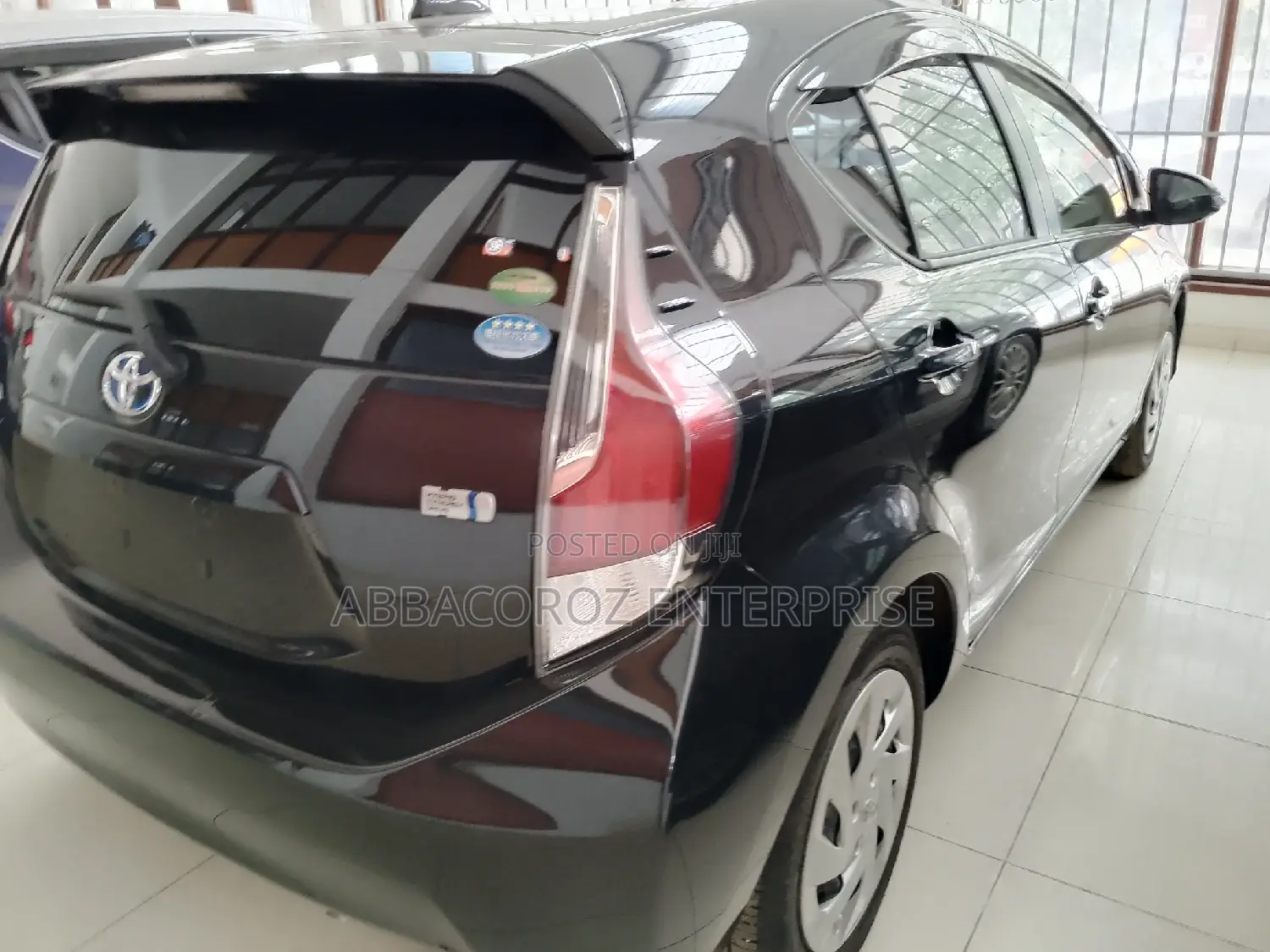 Toyota Aqua 2016 Black