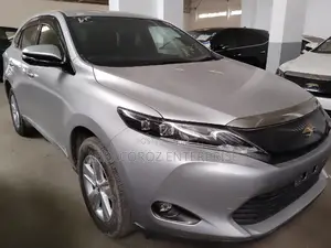 Toyota Harrier 2016 Silver