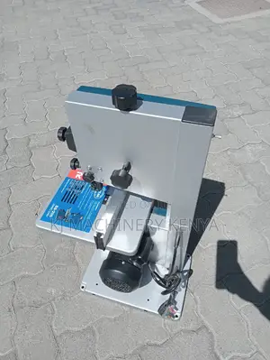 Band Saw (Ryobi) Available