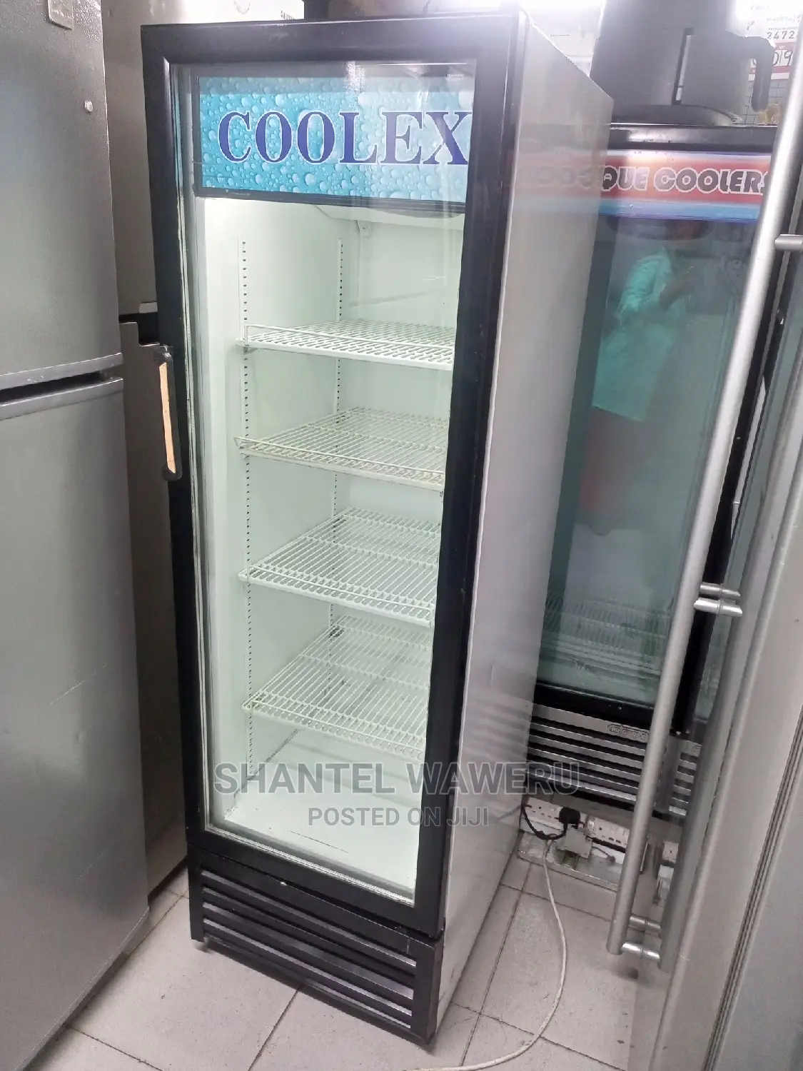Display Fridge 300 Litres