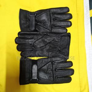 Classic Motorcycle Riding Leather Gloves - main view