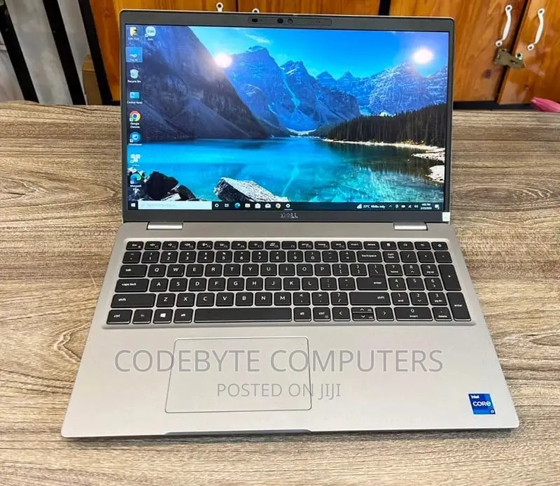 New Laptop Dell Latitude 5530 16GB Intel Core I7 SSD 512GB