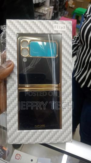 Black Marble Printed Case Cover for Samsung Galaxy Z Flip 3 - thumbnail 2