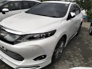 Toyota Harrier 2.0 4WD 2016 White