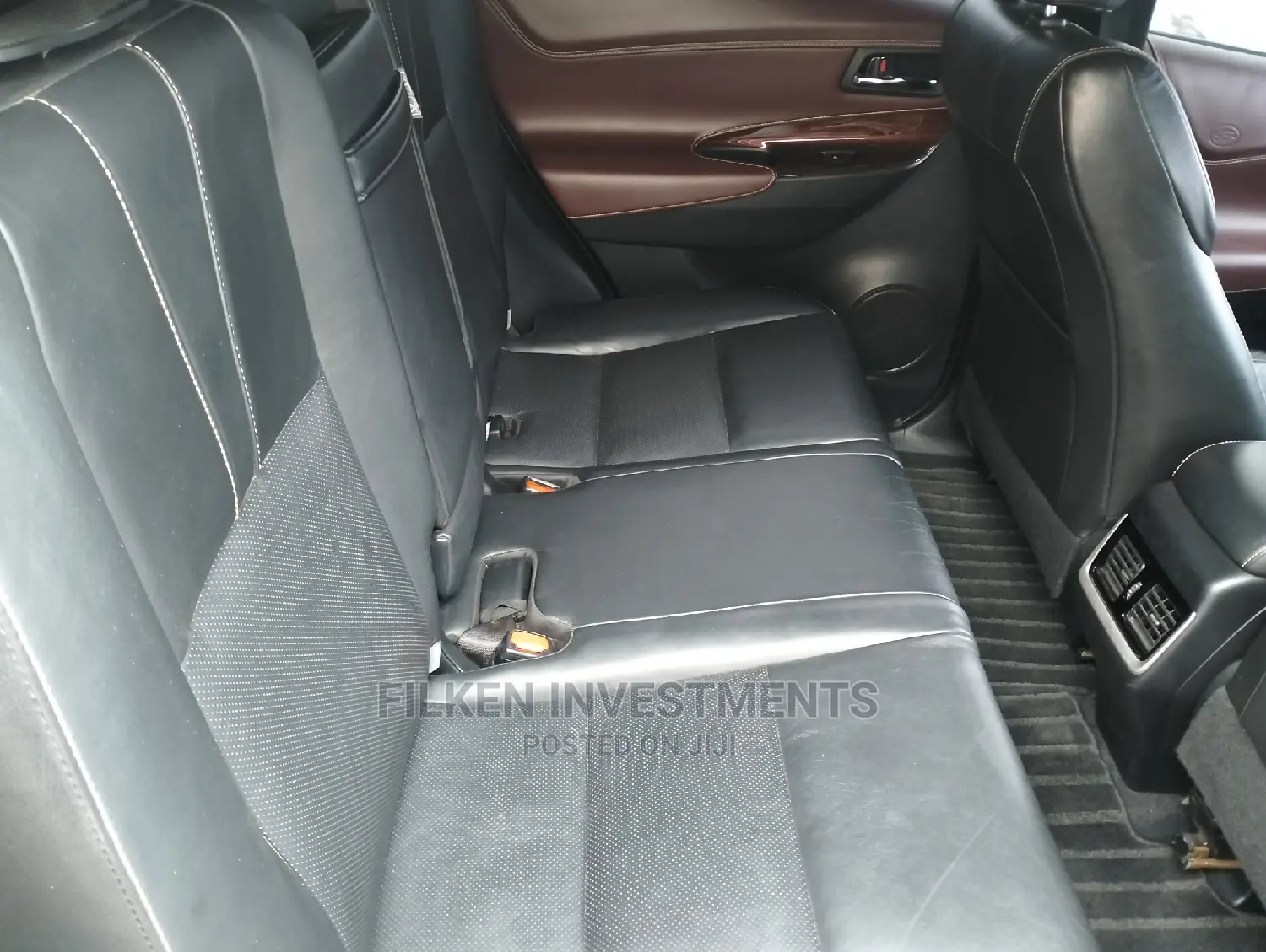Toyota Harrier 2.0 4WD 2016 White
