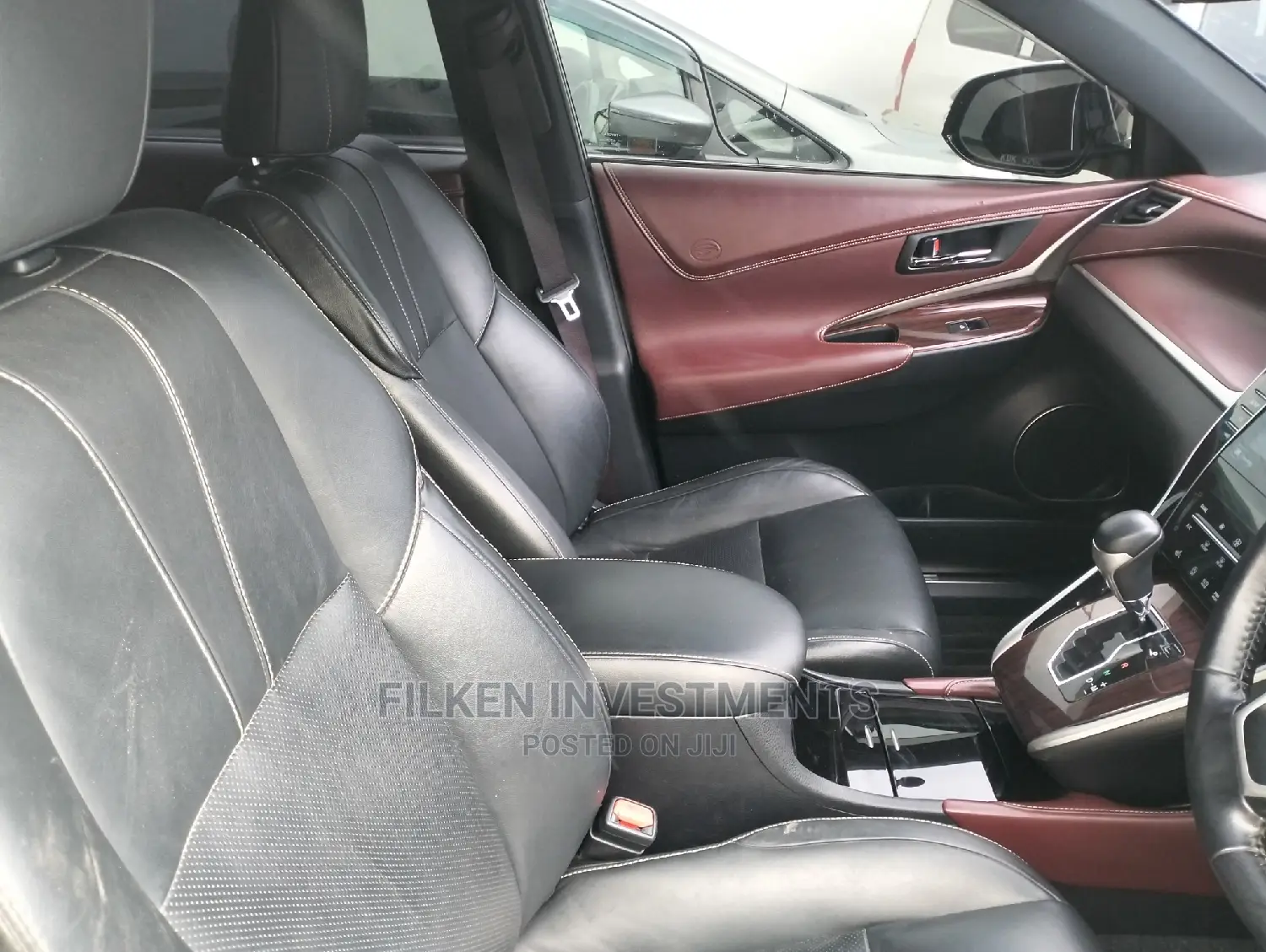 Toyota Harrier 2.0 4WD 2016 White