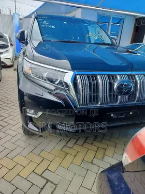 Toyota Land Cruiser Prado 2018 Black