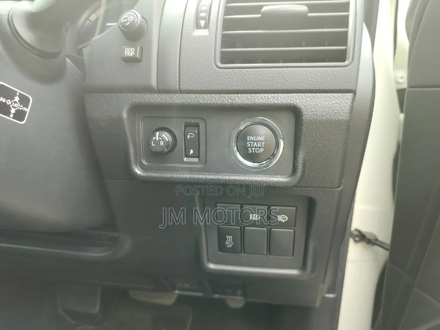 Toyota Land Cruiser Prado 2018 White