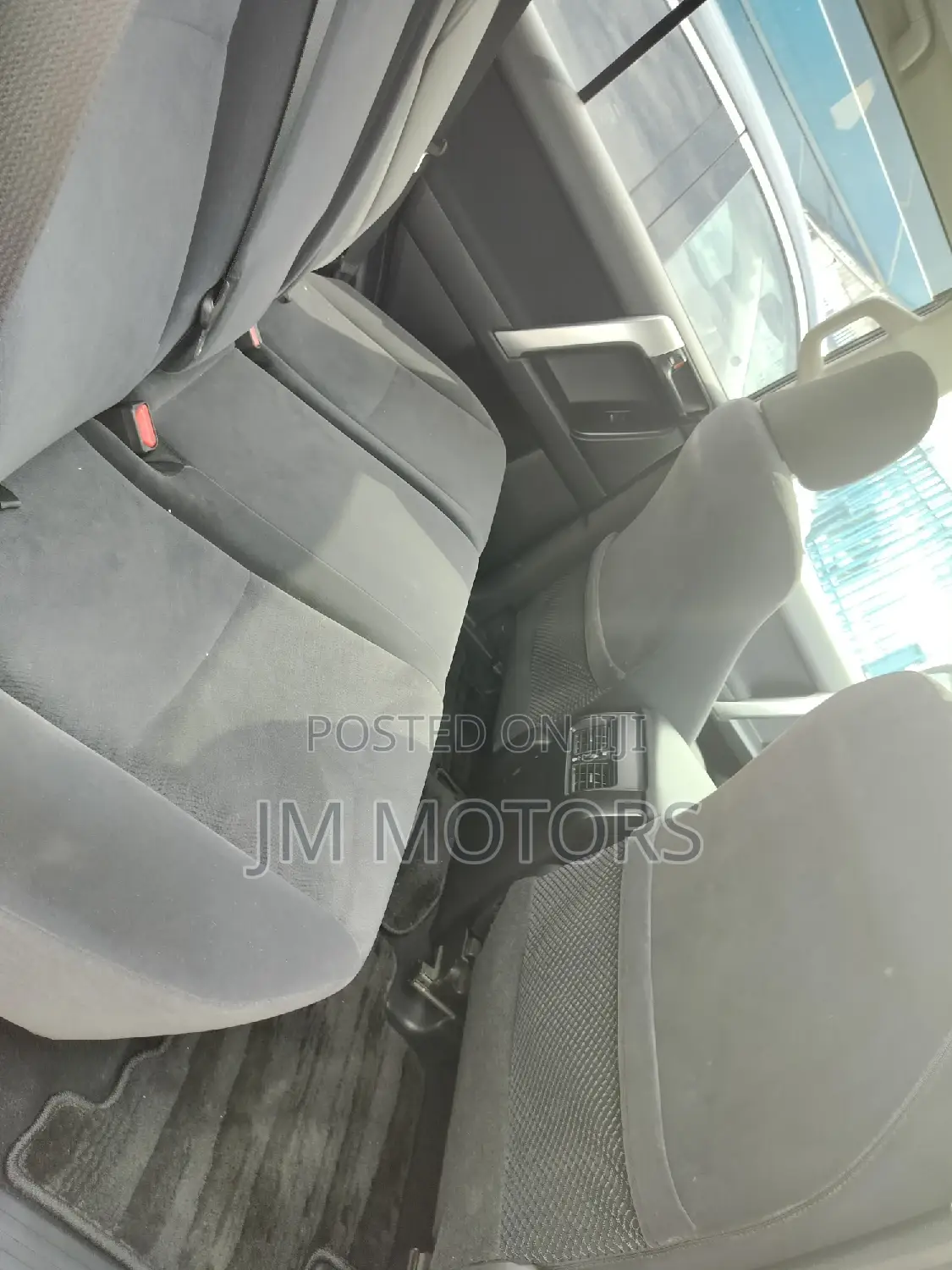 Toyota Land Cruiser Prado 2018 White