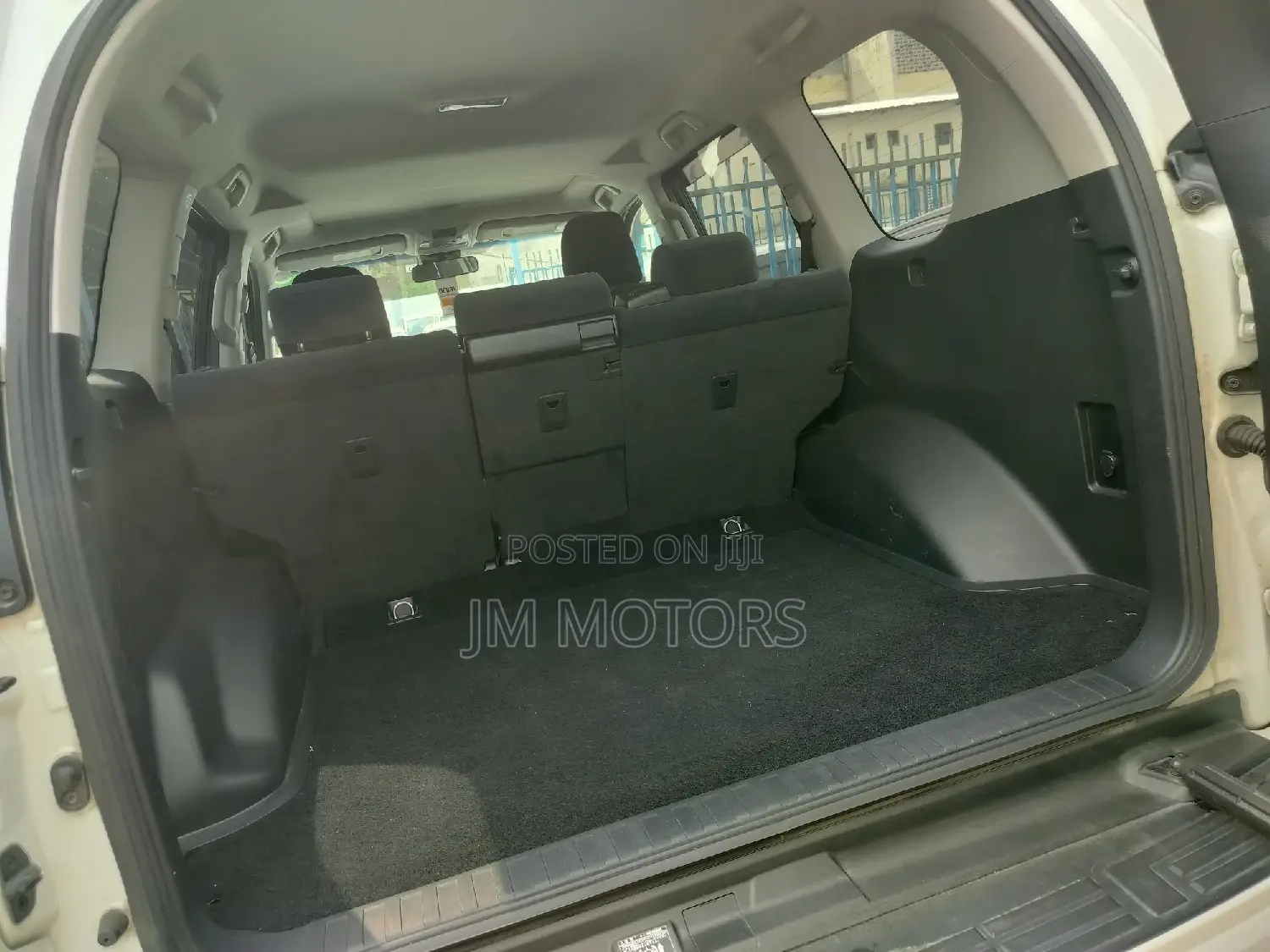 Toyota Land Cruiser Prado 2018 White