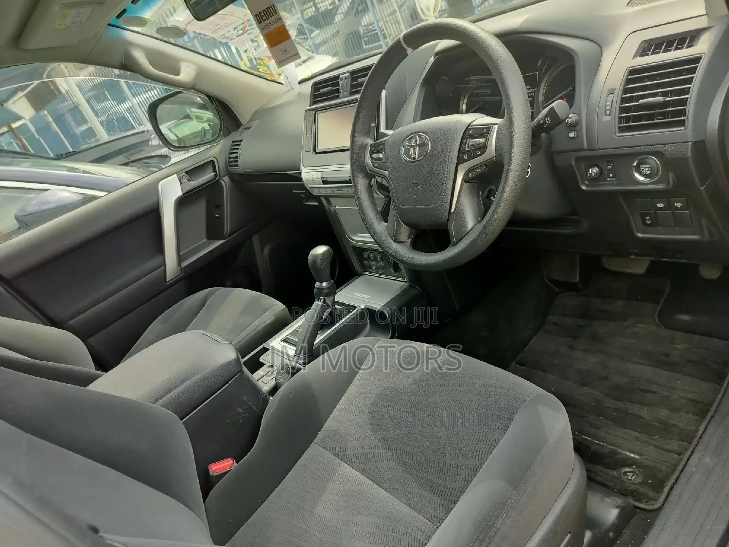 Toyota Land Cruiser Prado 2018 White