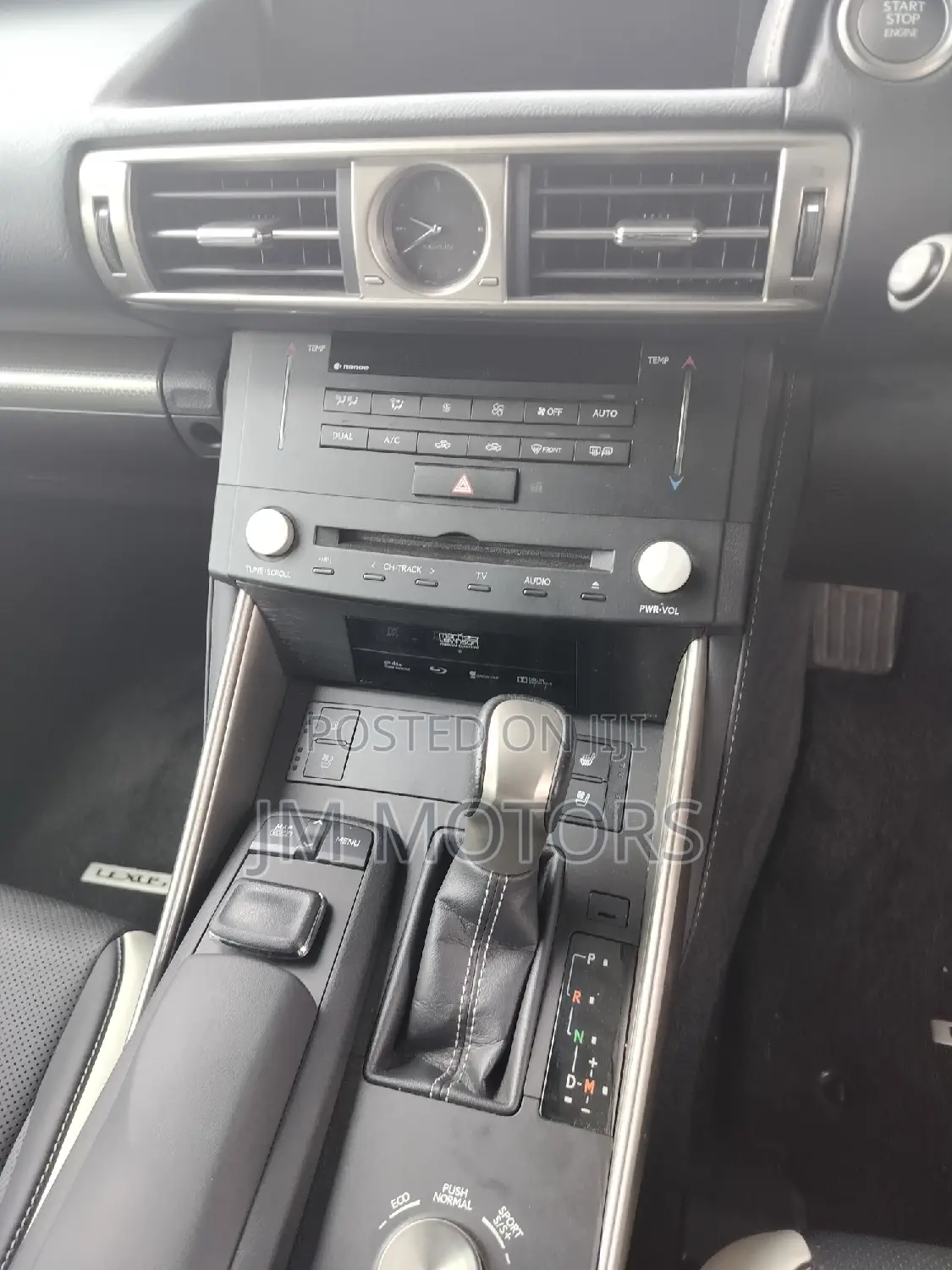 Lexus IS 2016 Blue