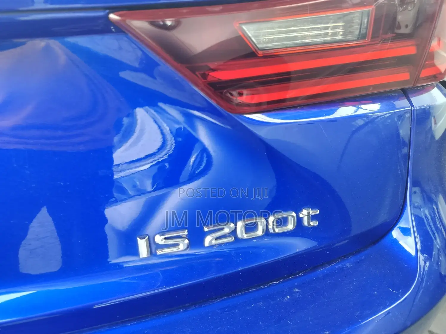 Lexus IS 2016 Blue