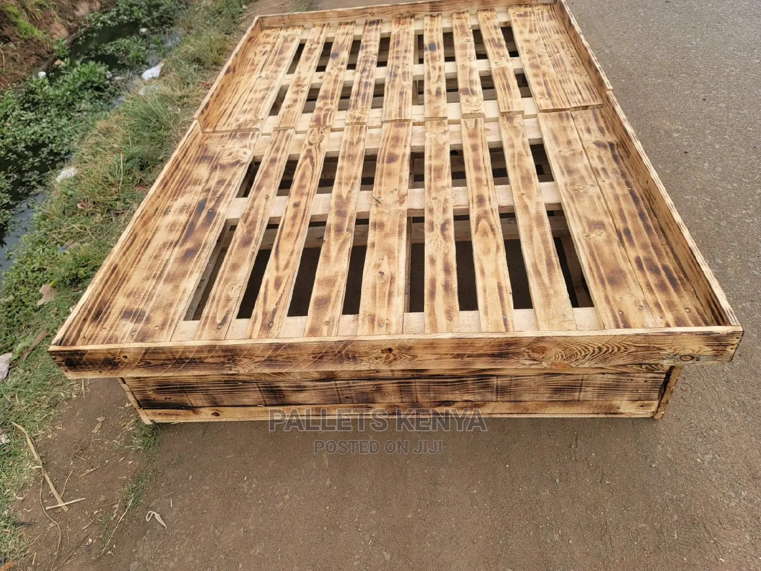 Wooden Pallet Bed- 4*6(Wcg)
