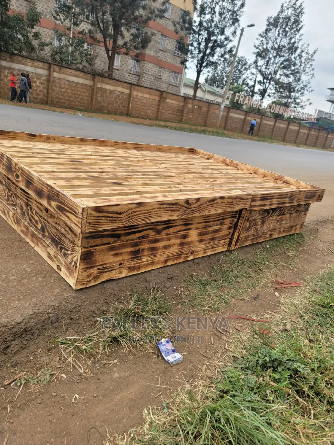 4*6 Pallet Bed- Detachable ( GRJ)