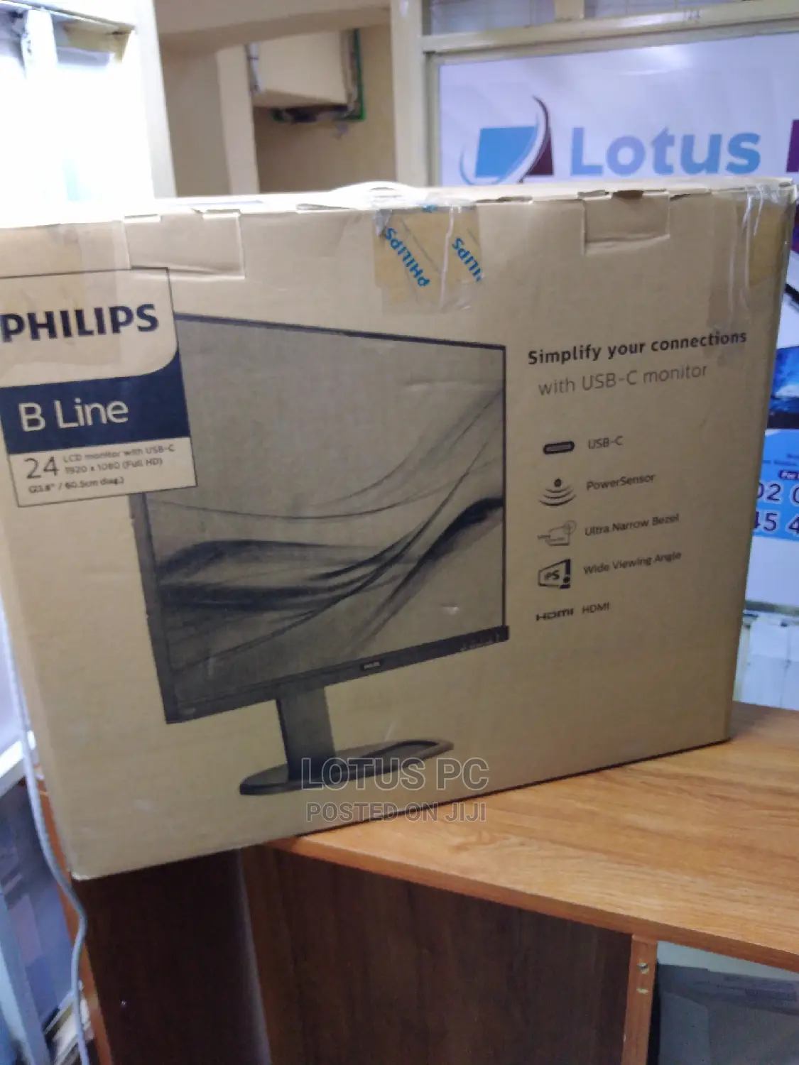 Brand New Philips LCD Monitor