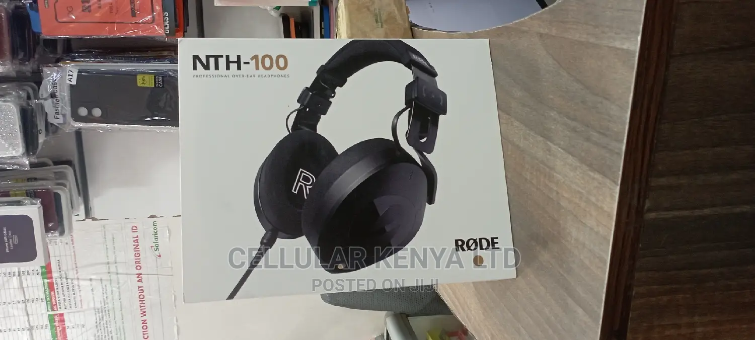 Rode NTH-100 Professional Closed-Back Over-Ear Headphones