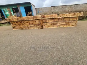 Pallet Bed- Detachable (YTK;A)