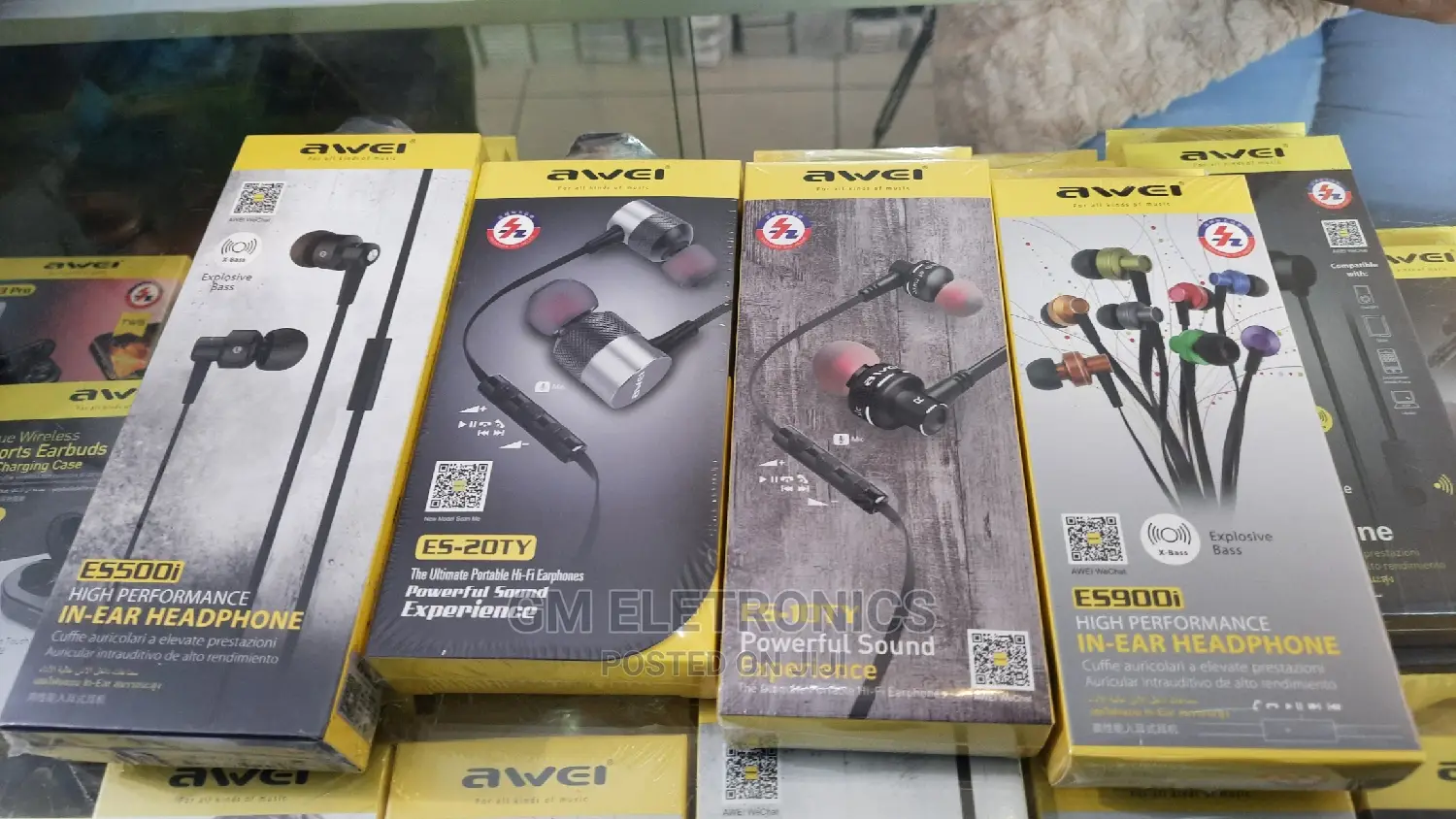 Stereo Wired Earphones.