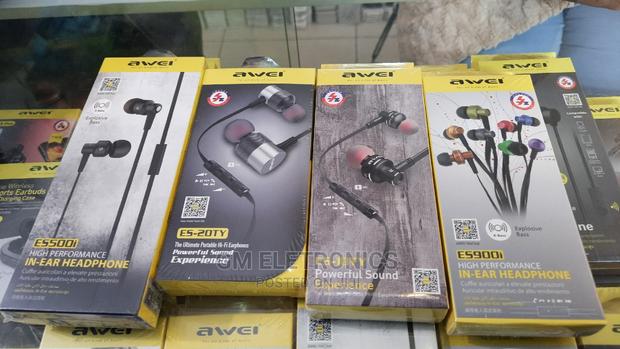 Stereo Wired Earphones.