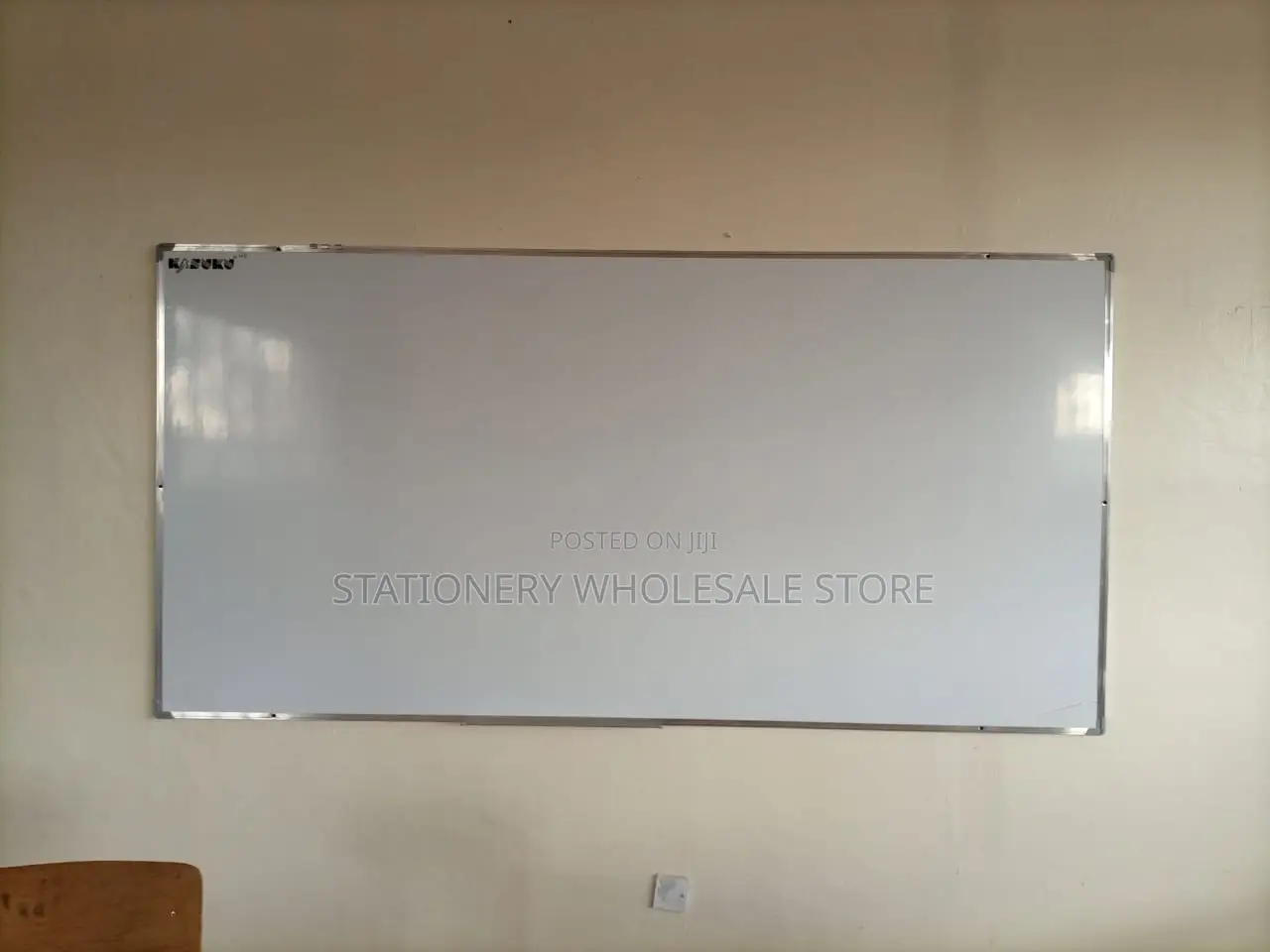 Whiteboard–White Board for International Schools 1.8m X 1.2m