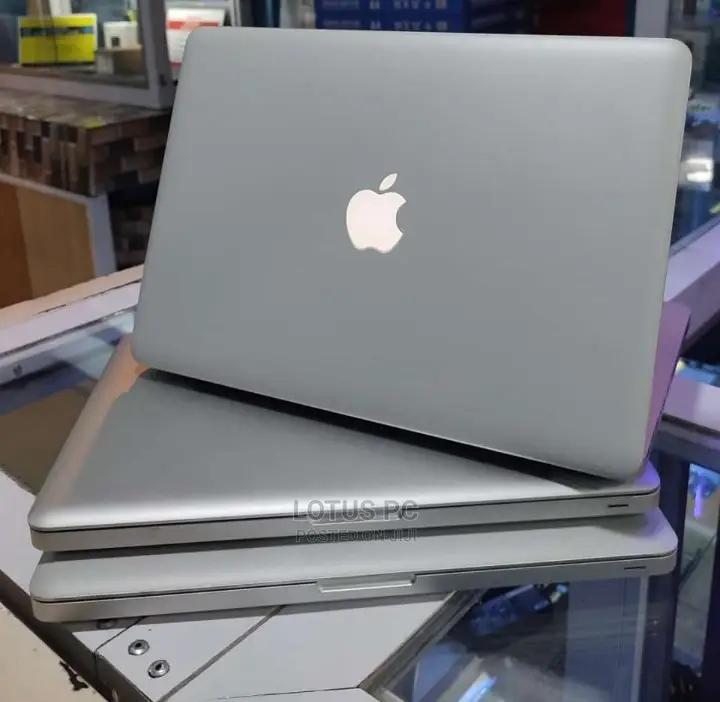 Laptop Apple MacBook Pro 2012 8GB Intel Core I5 SSD 256GB
