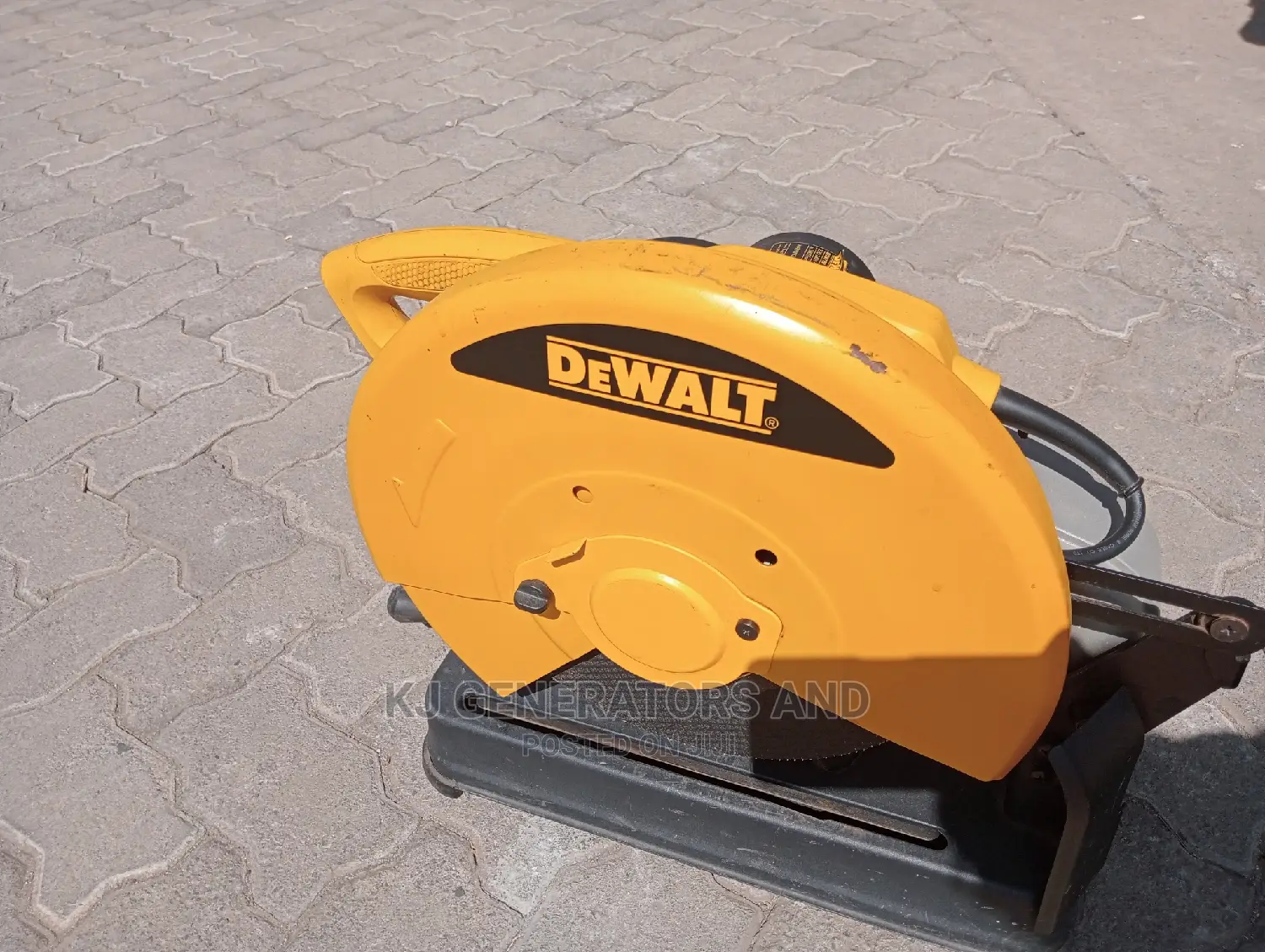 Dewalt (Chopping Saw)