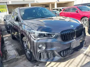 BMW X1 xDrive28i AWD 2016 Gray