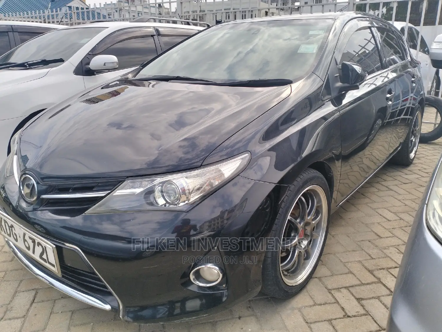 Toyota Auris 2014 Black