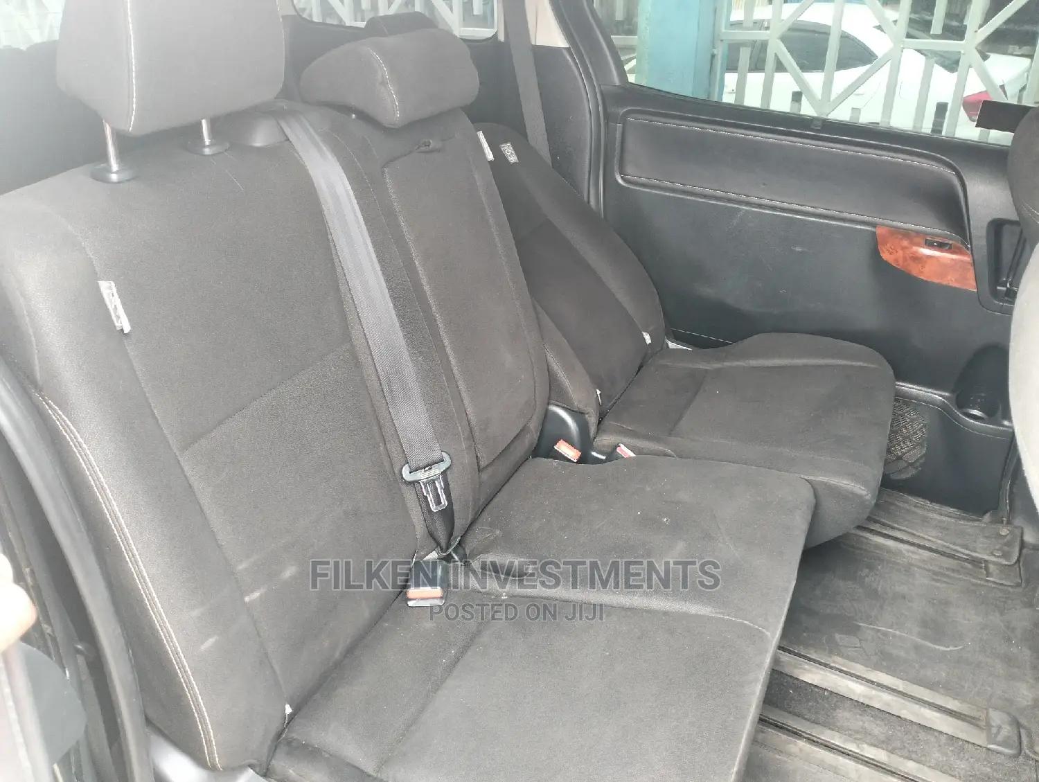 Toyota Voxy 2014 Black